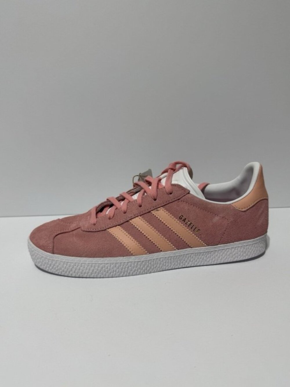 adidas Gazelle Sneakers Pink Size 6.5 M Big Kid